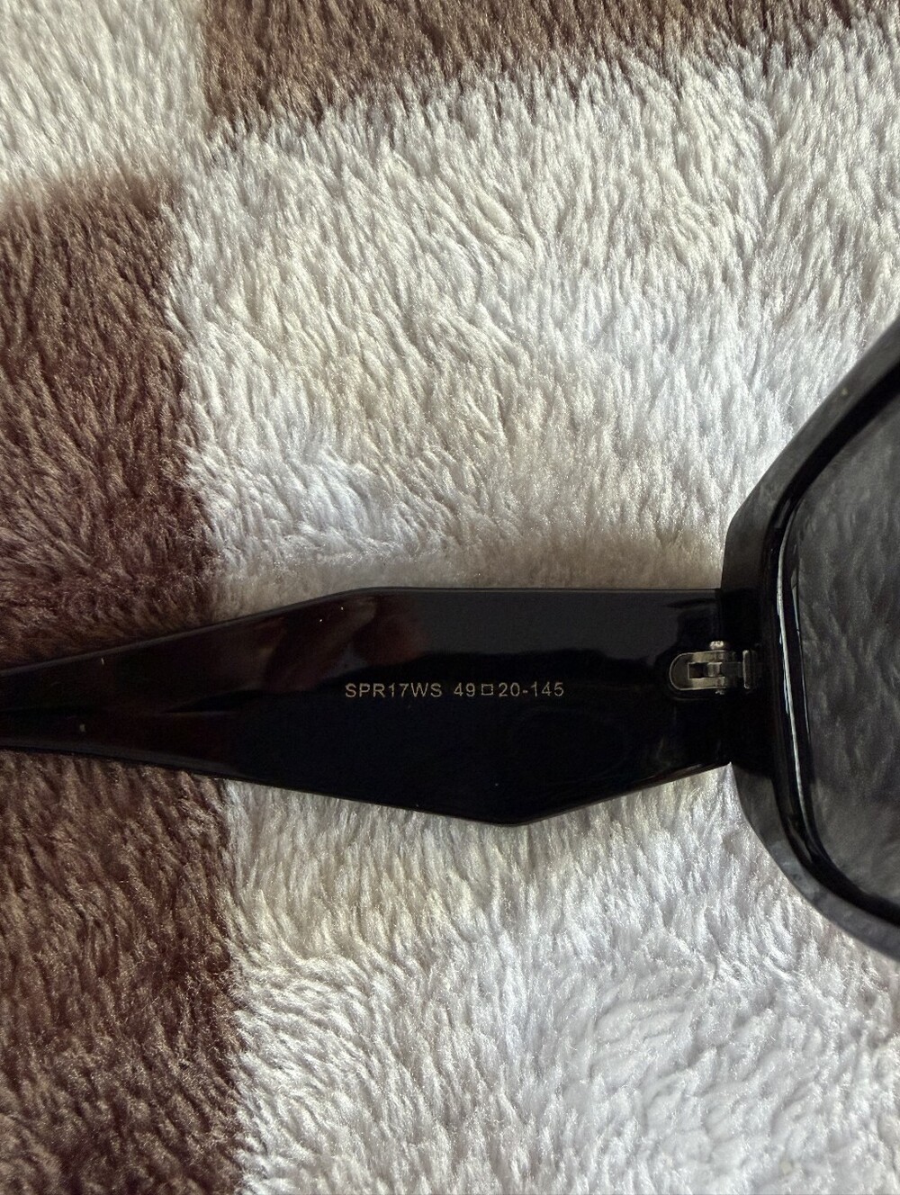 Prada Black Rectangular Sunglasses Price Is Negotiable - Picture 6 of 6